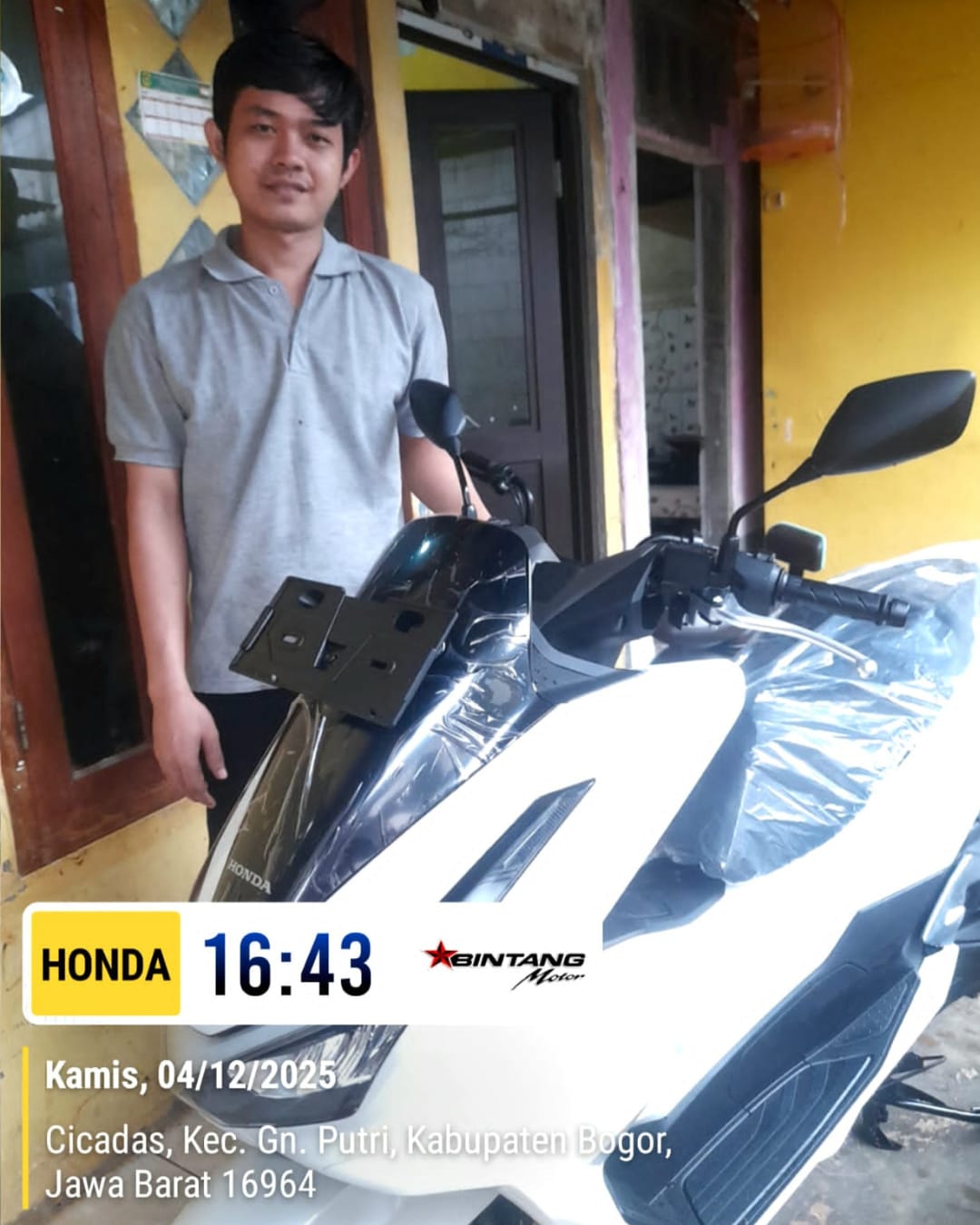 WhatsApp Image 2025-12-13 at 09.35.55 (2)